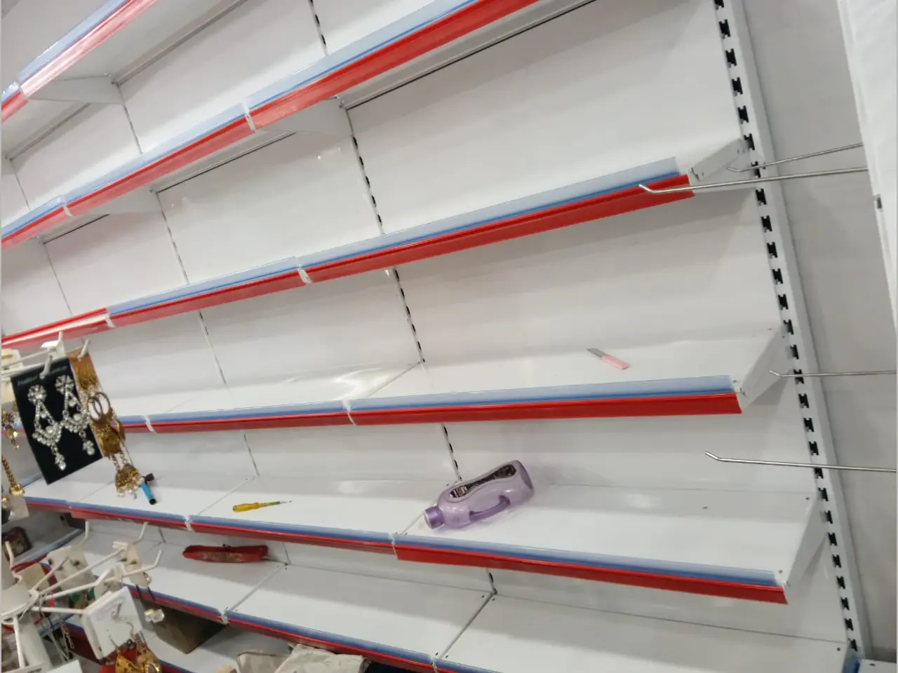 687161302_Premium display racks Khalari, Jharkhand4.webp